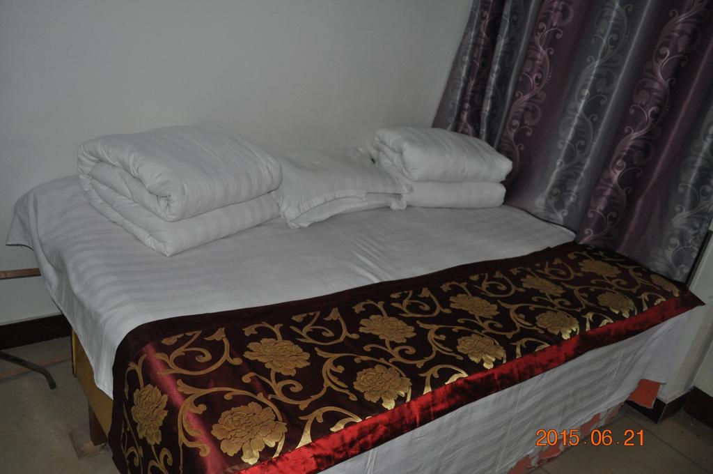Pingyao Fu Lin Yuan Inn Kamer foto